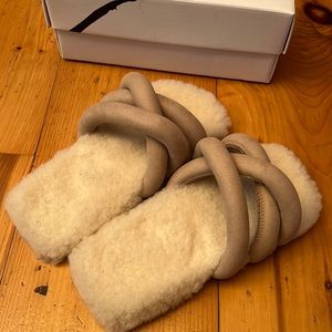 YUME YUME Tyre Slide